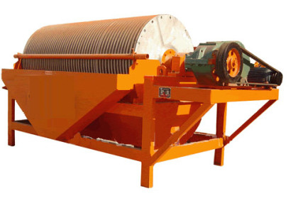 เครื่องแยกแม่เหล็กแร่เหล็กกลอง 180t / H น้ำสลัดแร่