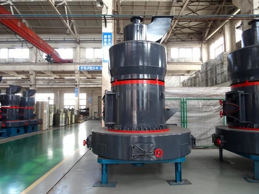 ขนาดให้อาหาร 15-30 MM Raymond Ore Grinding Mill สำหรับการบดหินแร่
