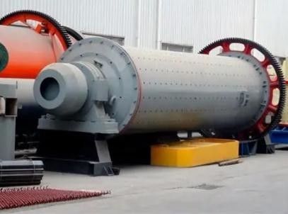 อุปกรณ์การทำเหมือง φ2400×8000 MM เครื่องบดแร่ซีเมนต์ Ball Mill