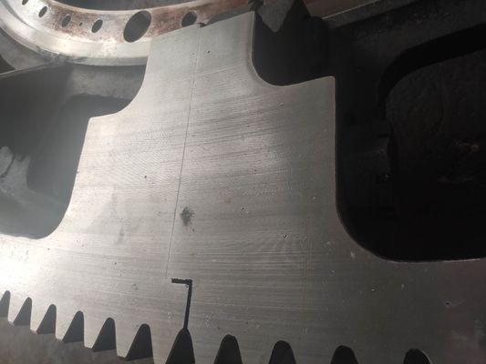 แร็คเกียร์แบบเกลียวมุมแรงดันที่กำหนดเองและเฟืองสำหรับโรงสีลูก