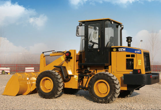 เทศบาล SEM618D 1800kg รถตักล้อยางเครื่องลำเลียง Hoisting