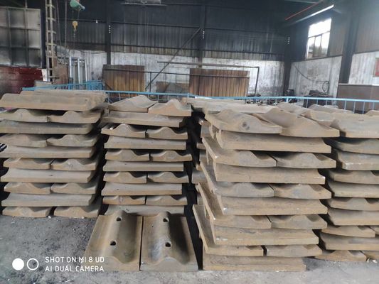 การหล่อเหล็กแมงกานีสสูง Mn18Cr2 Ball Mill Liners Plate สำหรับงานเจียร