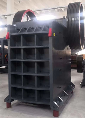 เครื่องบดกรามหินขนาดเล็ก 5-21 T / H ประหยัดพลังงาน